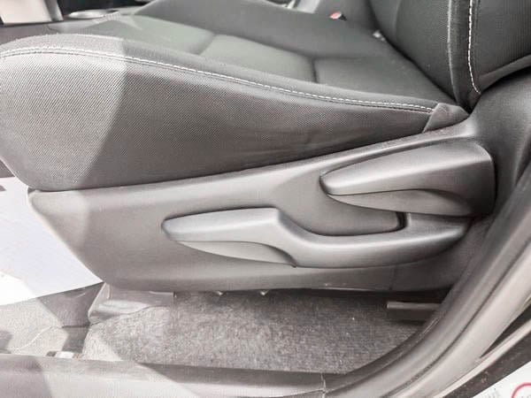 2015 Toyota RAV4 XLE AWD-14