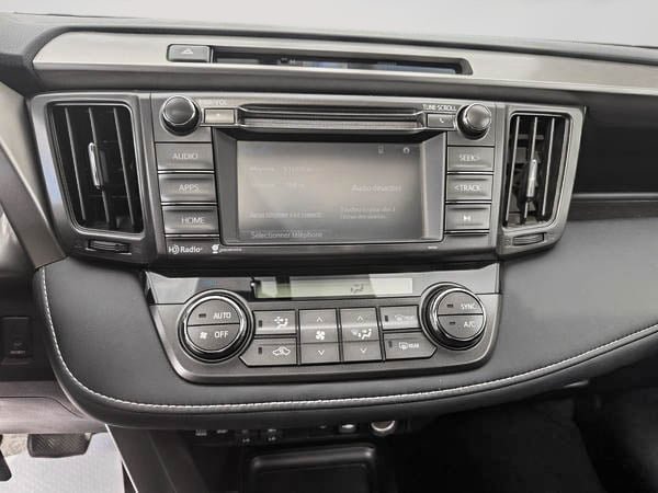 2015 Toyota RAV4 XLE AWD-20