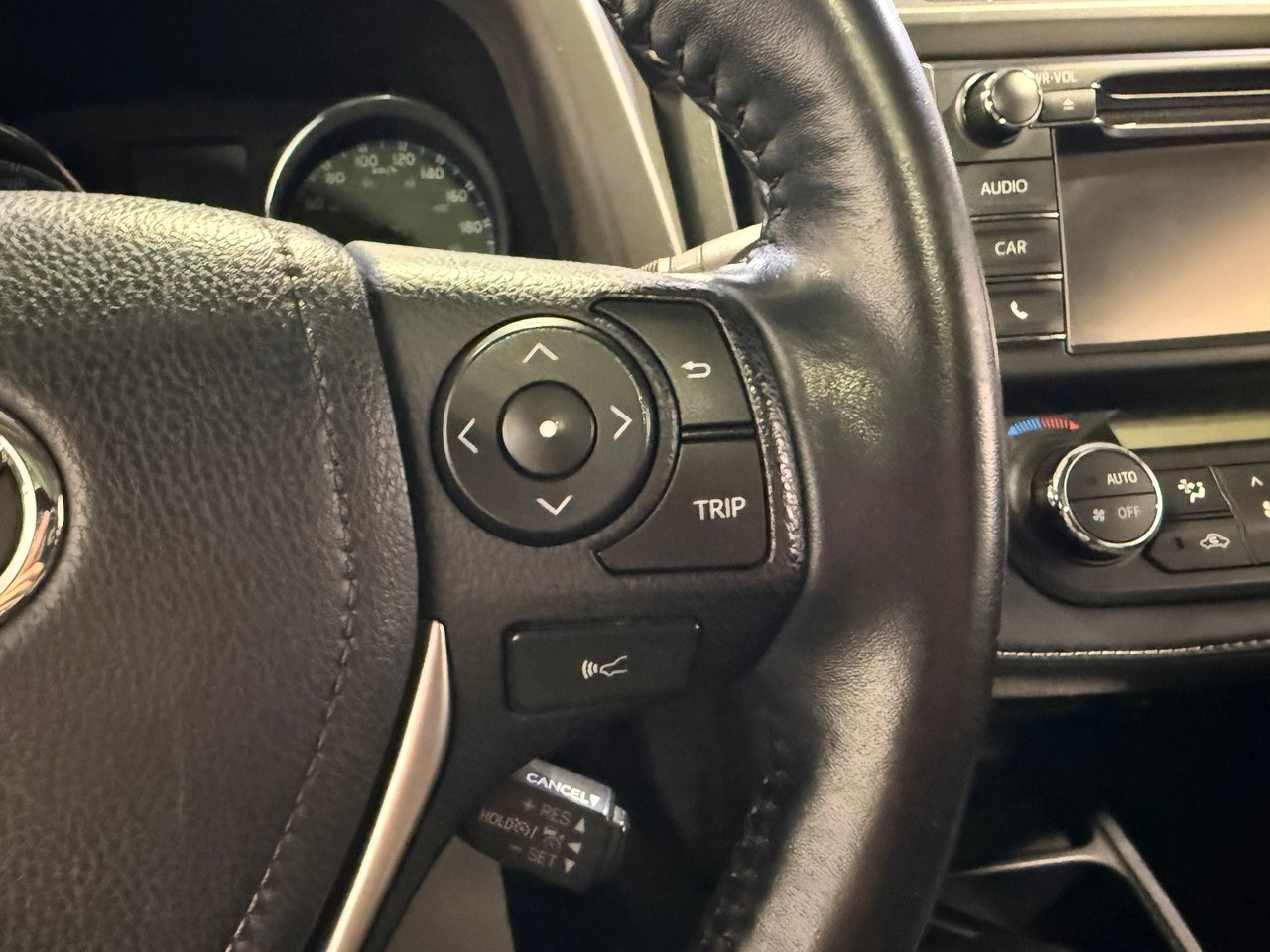 Toyota RAV4 HYBRID LE+ 2018-16