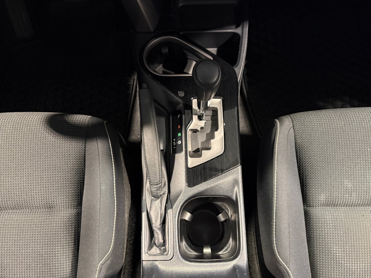 Toyota RAV4 HYBRID LE+ 2018-23