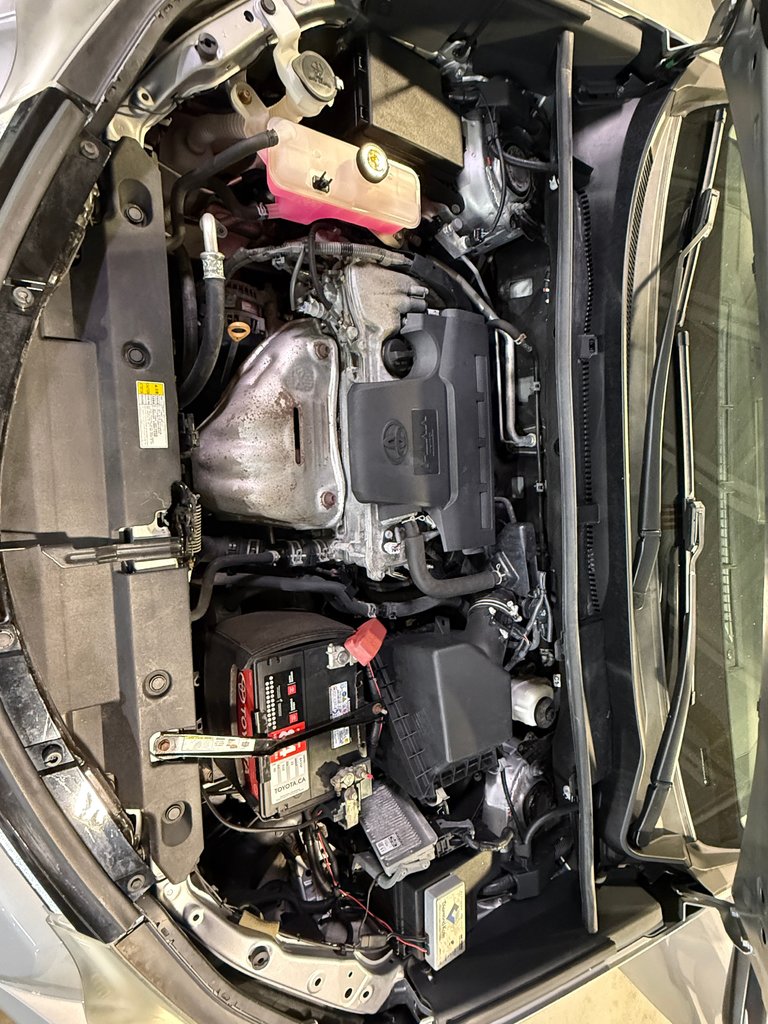 Toyota RAV4 LE 2018-25