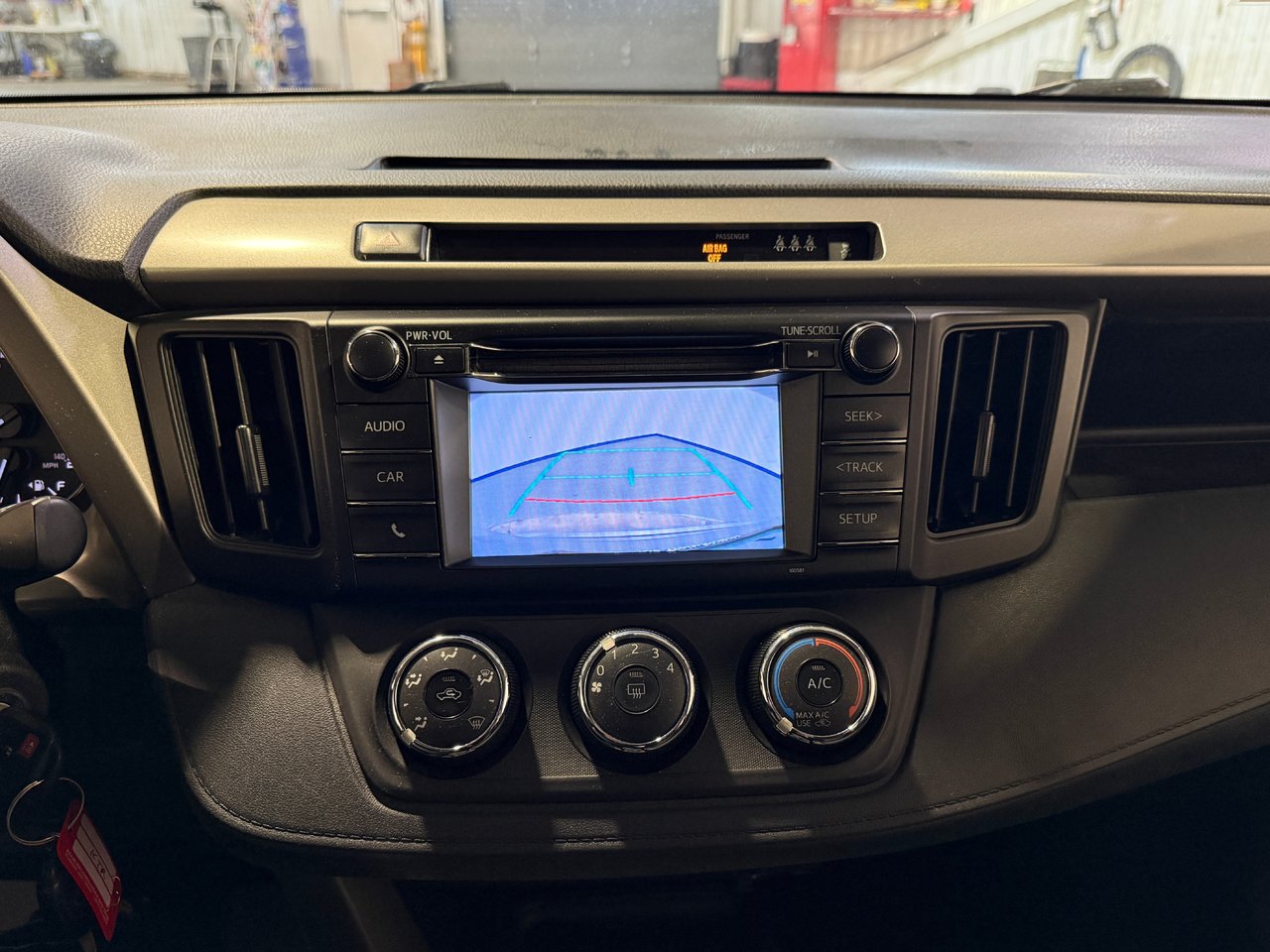 Toyota RAV4 LE 2018-21