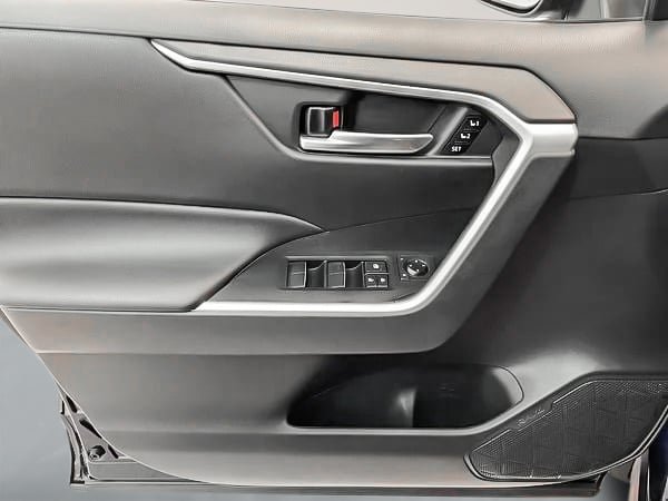 2021 Toyota RAV4 XLE AWD-9