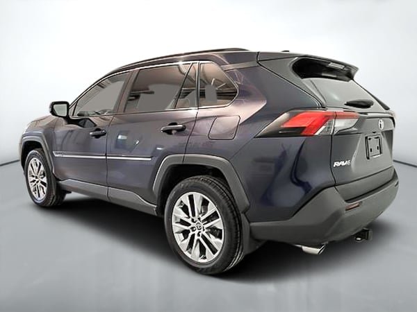 2021 Toyota RAV4 XLE AWD-4