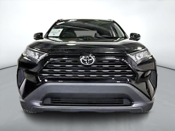 Toyota RAV4 LE 2021-7