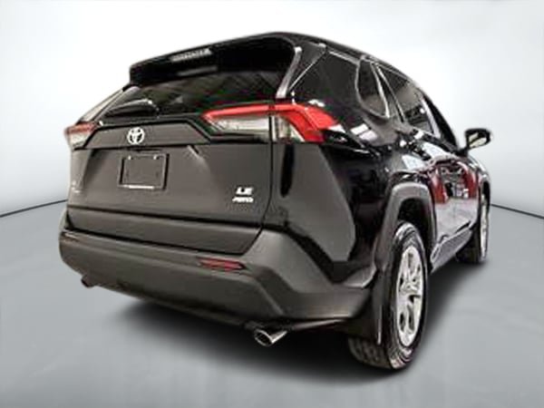 Toyota RAV4 LE 2021-2