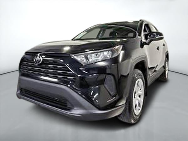 Toyota RAV4 LE 2021-6