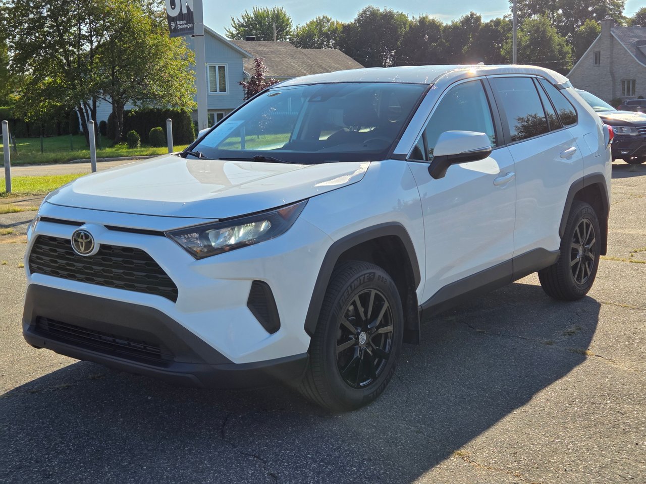 2022 Toyota RAV4 LE-6