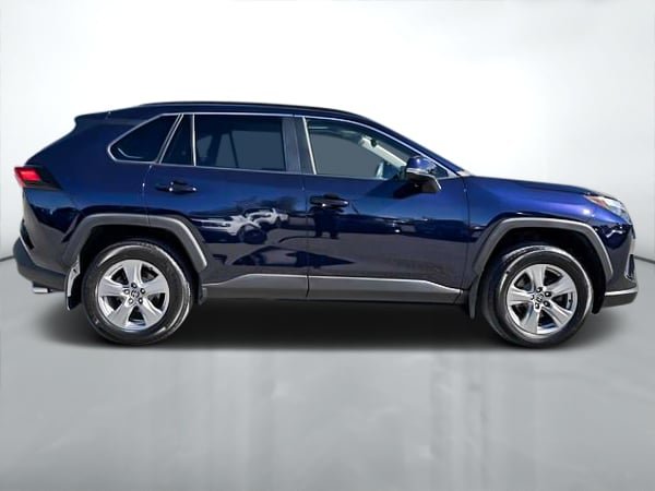 2022 Toyota RAV4 XLE-1