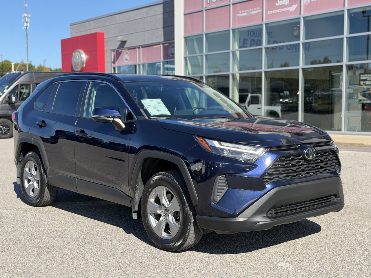 Toyota RAV4 XLE 2022-0