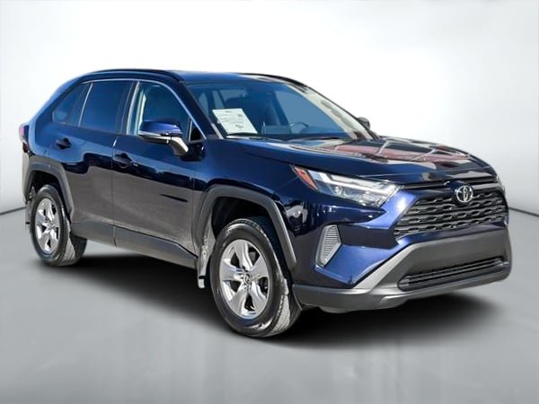 2022 Toyota RAV4 XLE-0