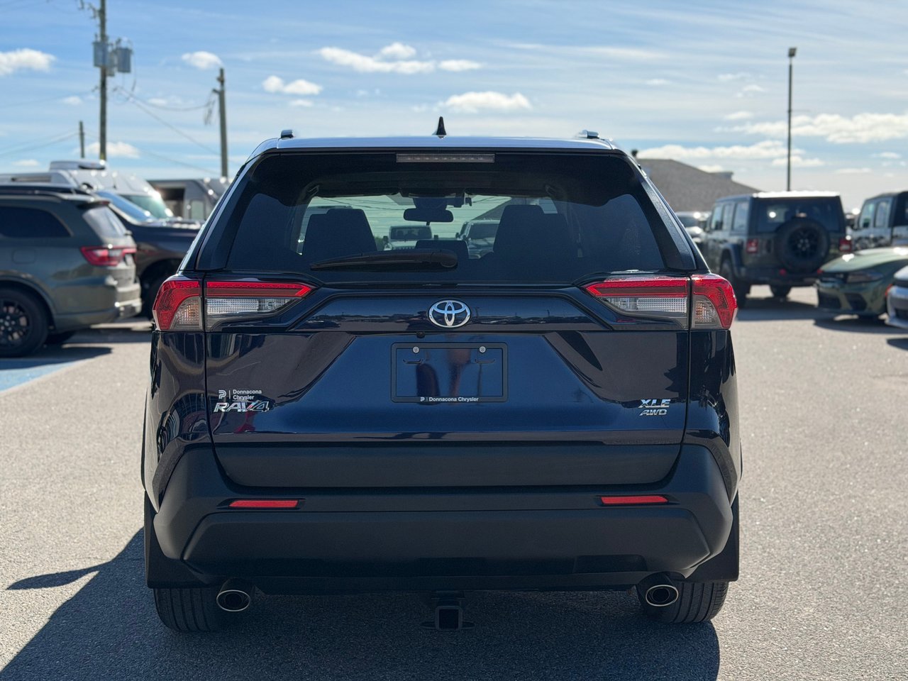 Toyota RAV4 XLE 2022-3