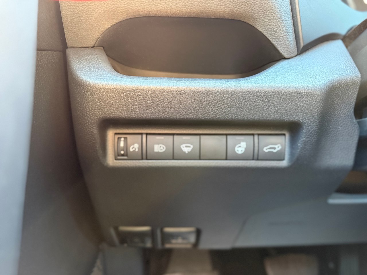 Toyota RAV4 XLE 2022-11