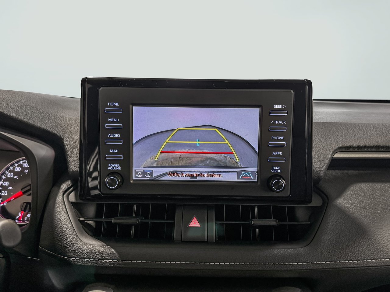 Toyota RAV4 LE AWD 2022-20