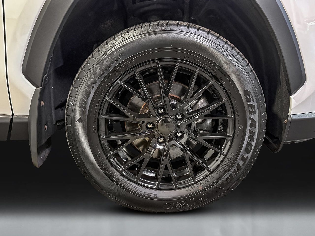 Toyota RAV4 LE AWD 2022-9