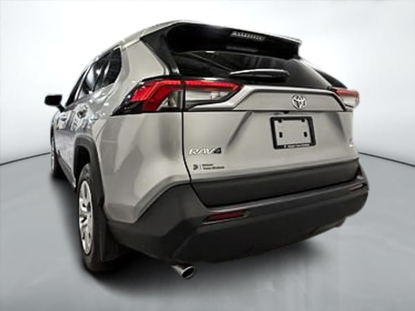2023 Toyota RAV4 LE-4