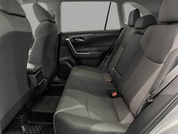 Toyota RAV4 XLE AWD 2024-25