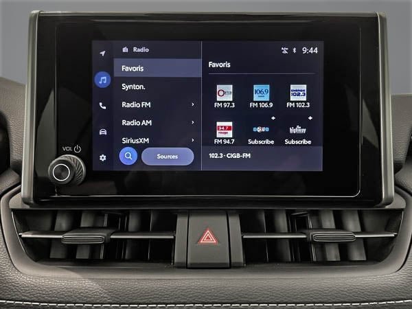 Toyota RAV4 XLE AWD 2024-19