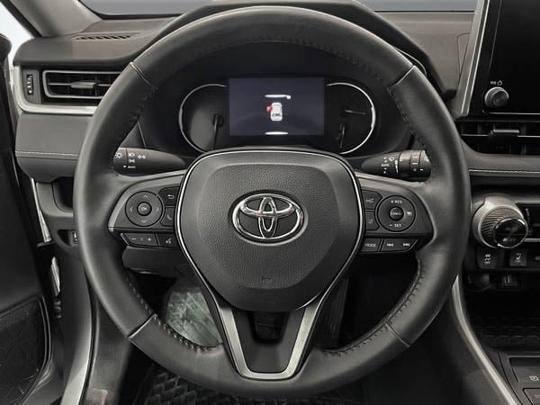 Toyota RAV4 XLE AWD 2024-12