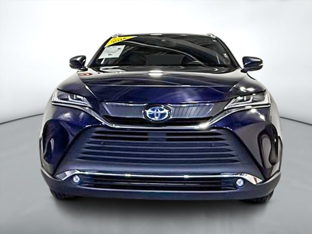 2024 Toyota Venza XLE-8