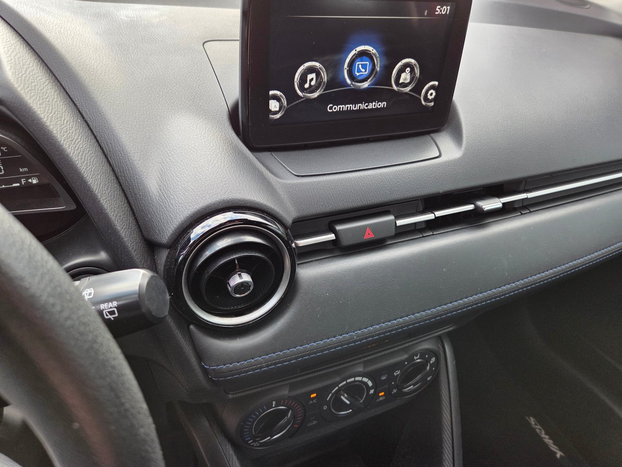 2020 Toyota Yaris Hatchback Base LE-14