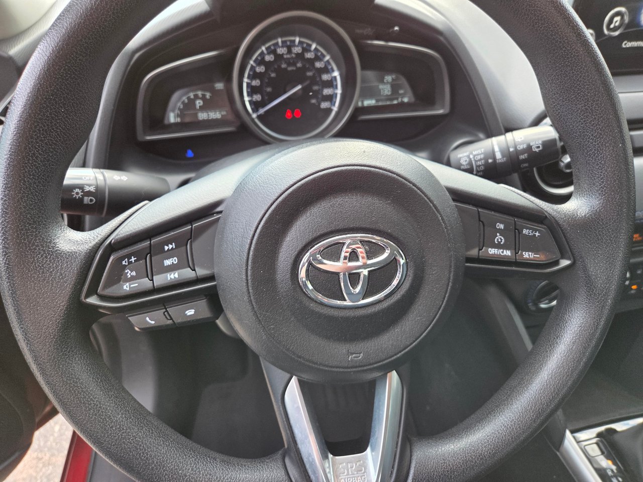 2020 Toyota Yaris Hatchback Base LE-12