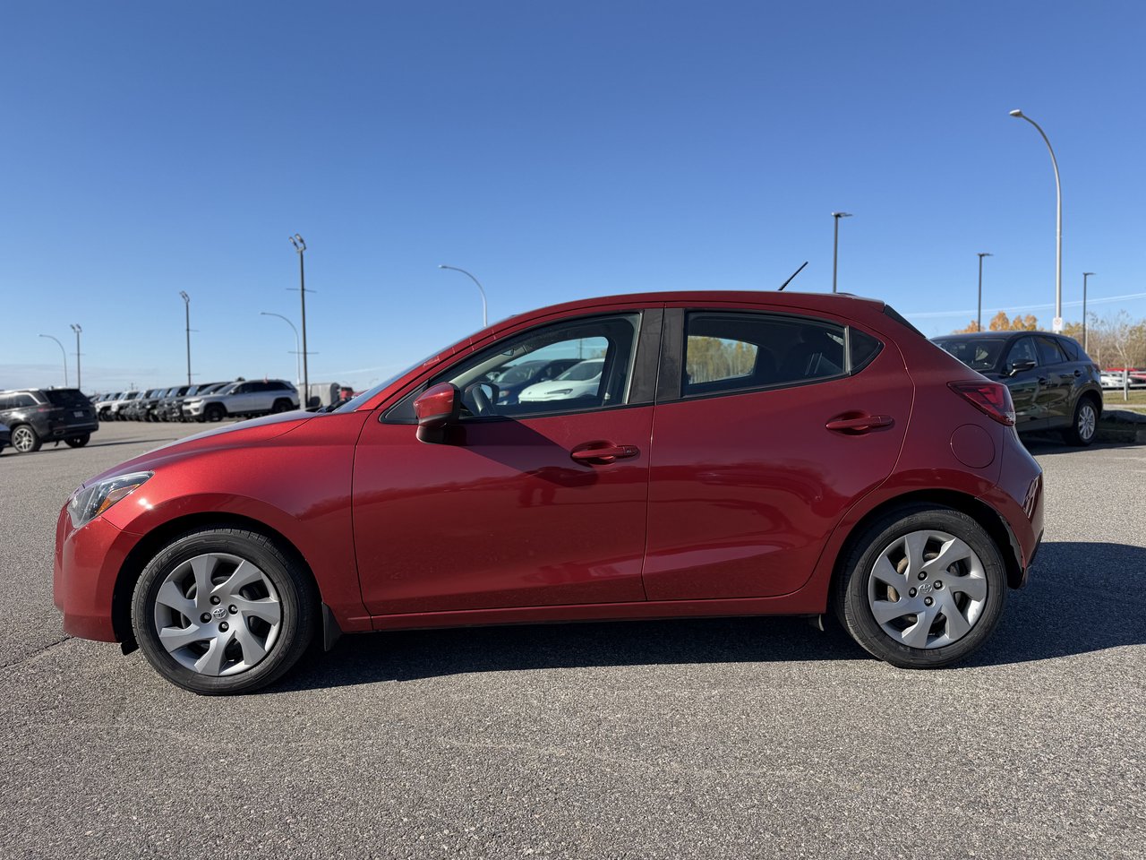 Toyota Yaris Hatchback Base 2020-4