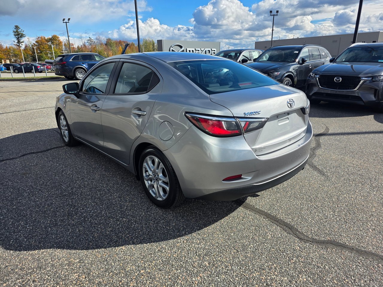 Toyota Yaris CE 2016-5