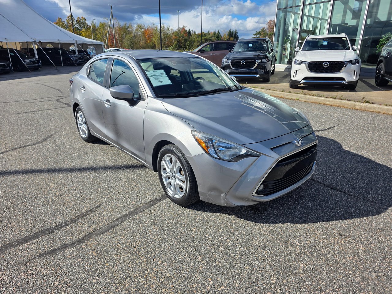 Toyota Yaris CE 2016-1