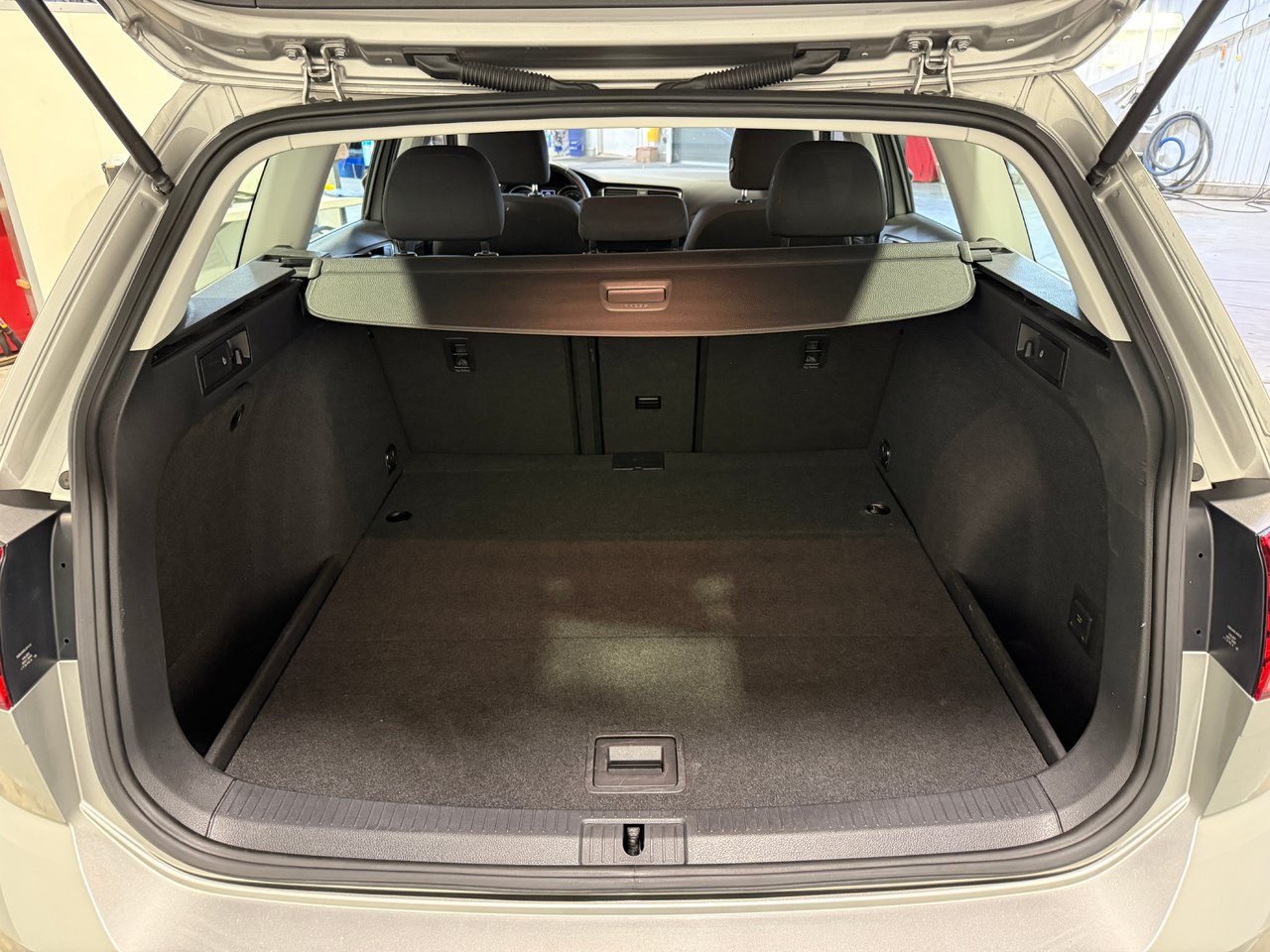 2019 Volkswagen Golf SportWagen Confortline-23