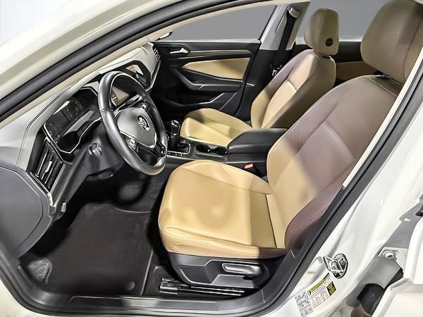 Volkswagen Jetta highline 2019-13