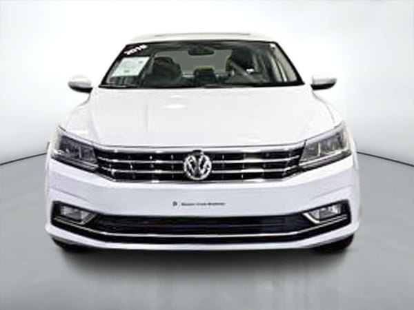 2018 Volkswagen Passat COMFORLINE-7
