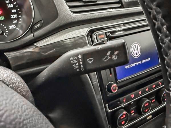 2018 Volkswagen Passat COMFORLINE-18
