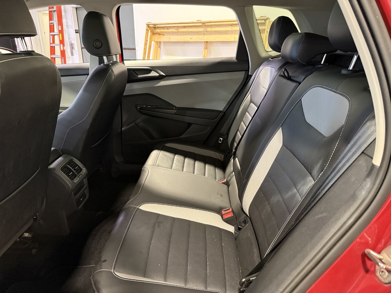 Volkswagen Taos HIGHLINE 2023-24