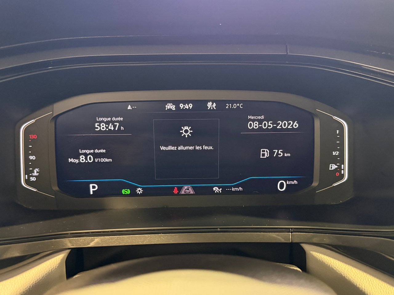 Volkswagen Taos HIGHLINE 2023-19