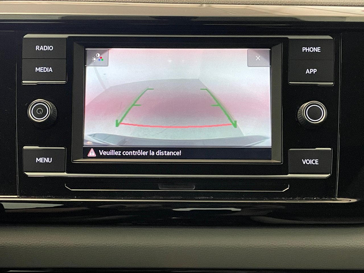 2023 Volkswagen Taos S-19