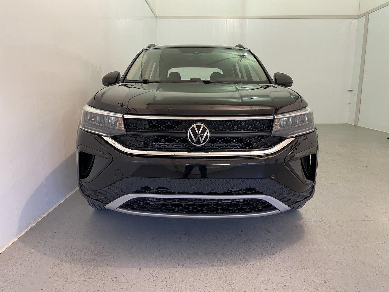 2023 Volkswagen Taos S-1