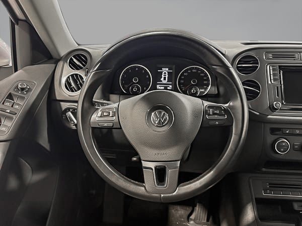 Volkswagen Tiguan Confortline 2017-14