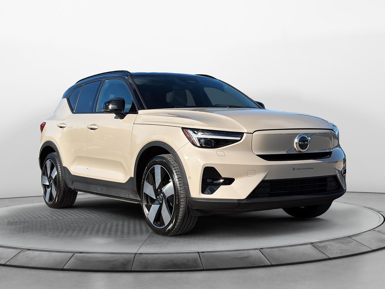 2025 Volvo EX40 ULTRA TWIN MOTOR-0