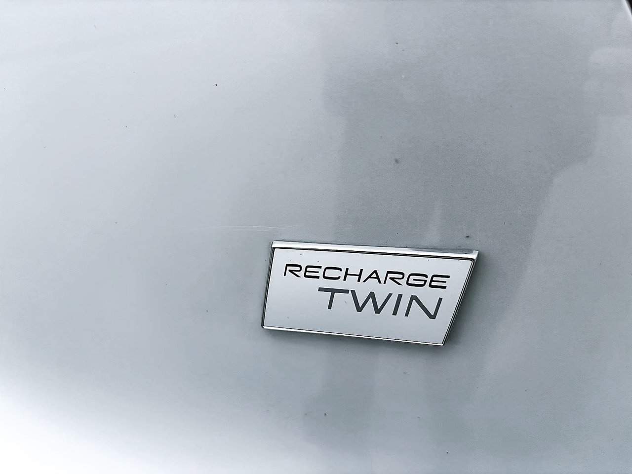 2022 Volvo Recharge XC40 tout électrique PURE ELECTRIQUE PLUS AWD-8