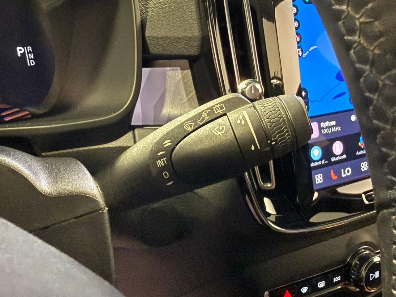 Volvo Recharge XC40 tout électrique TWIN PLUS 2023-18