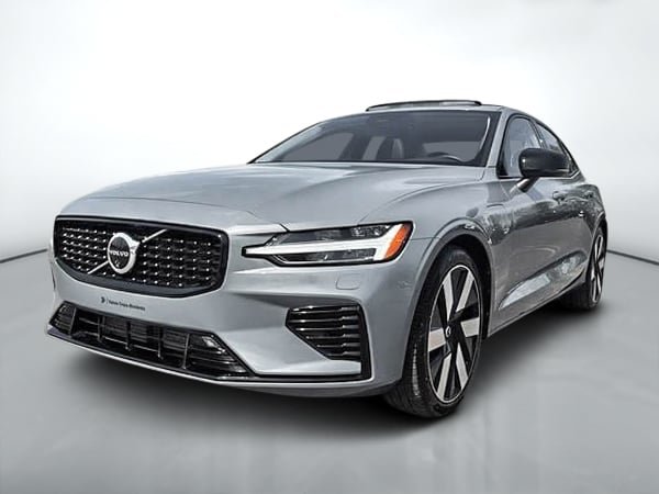 Volvo S60 Recharge T8 ULTIMATE AWD PLUG IN // SIEGES MASSANT 2024-2