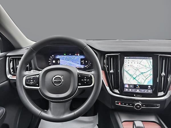 2024 Volvo S60 B5 PLUS AWD // DARK THEME-13