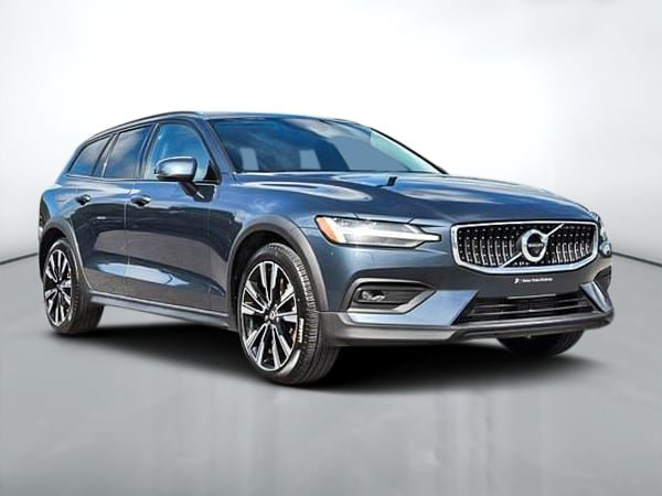 Volvo V60 Cross Country T5 PREMIER AWD // PLUS PACKAGE 2020-0