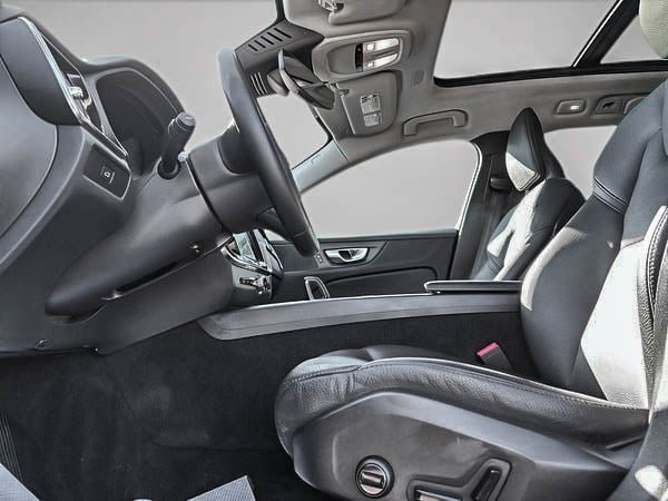2024 Volvo V60 Cross Country B5 PLUS AWD-9