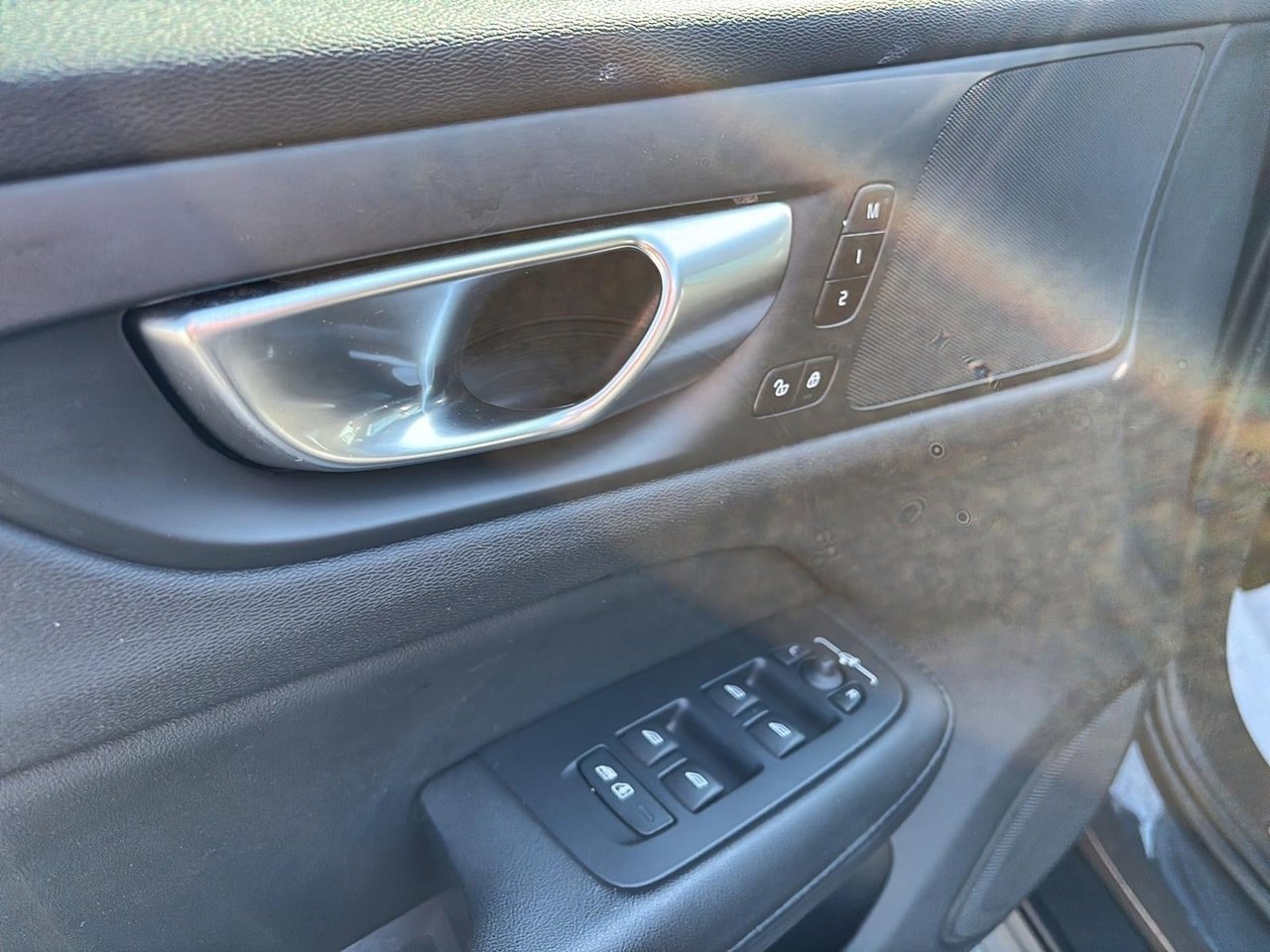 2024 Volvo V60 Cross Country B5 PLUS AWD-10