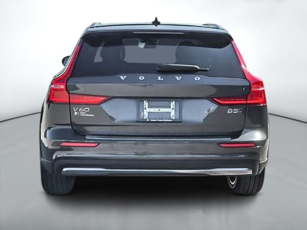 2024 Volvo V60 Cross Country B5 PLUS AWD-3