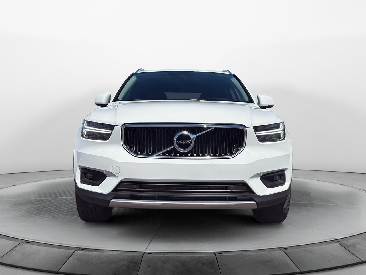 2020 Volvo XC40 T5 MOMENTUM AWD-1