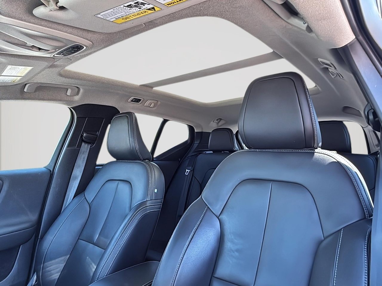 2020 Volvo XC40 T5 MOMENTUM AWD-9