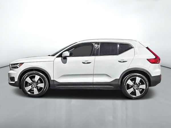 2020 Volvo XC40 T5 MOMENTUM AWD-7
